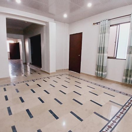 Subhan Palace Guest House การาจี ภายนอก รูปภาพ