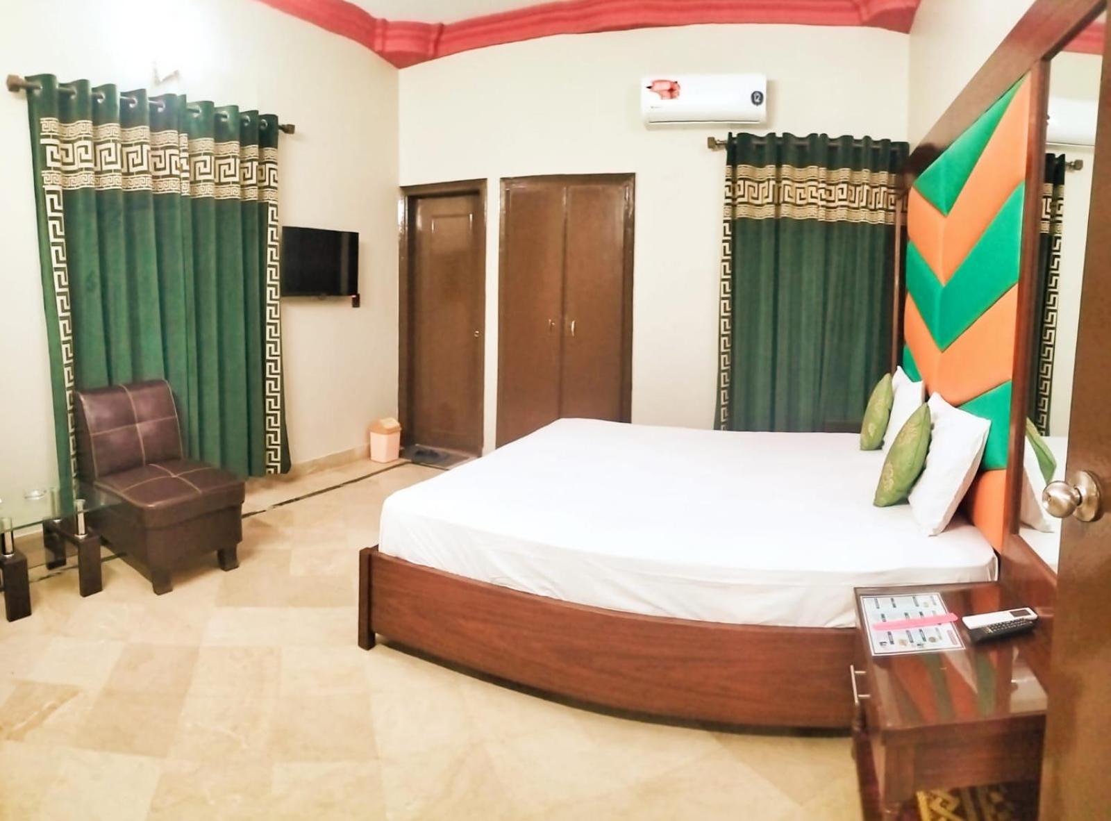 Subhan Palace Guest House การาจี ภายนอก รูปภาพ