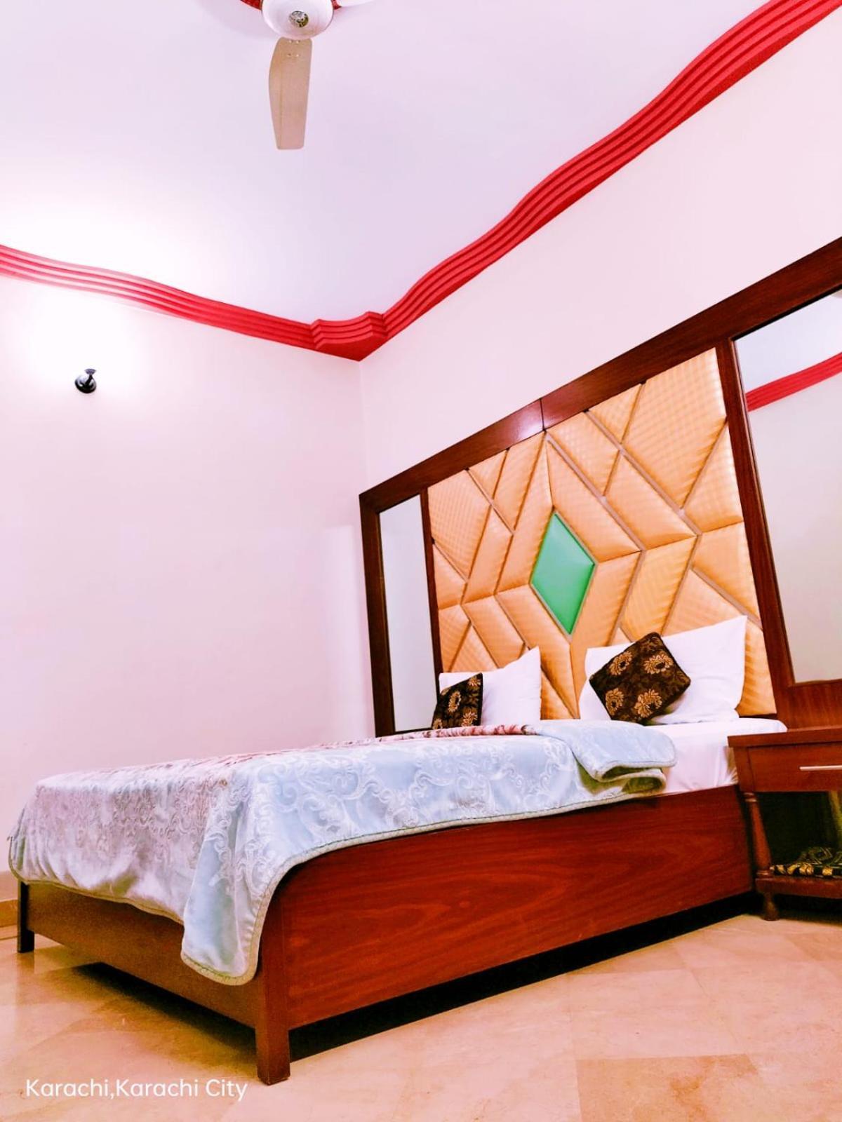 Subhan Palace Guest House การาจี ภายนอก รูปภาพ
