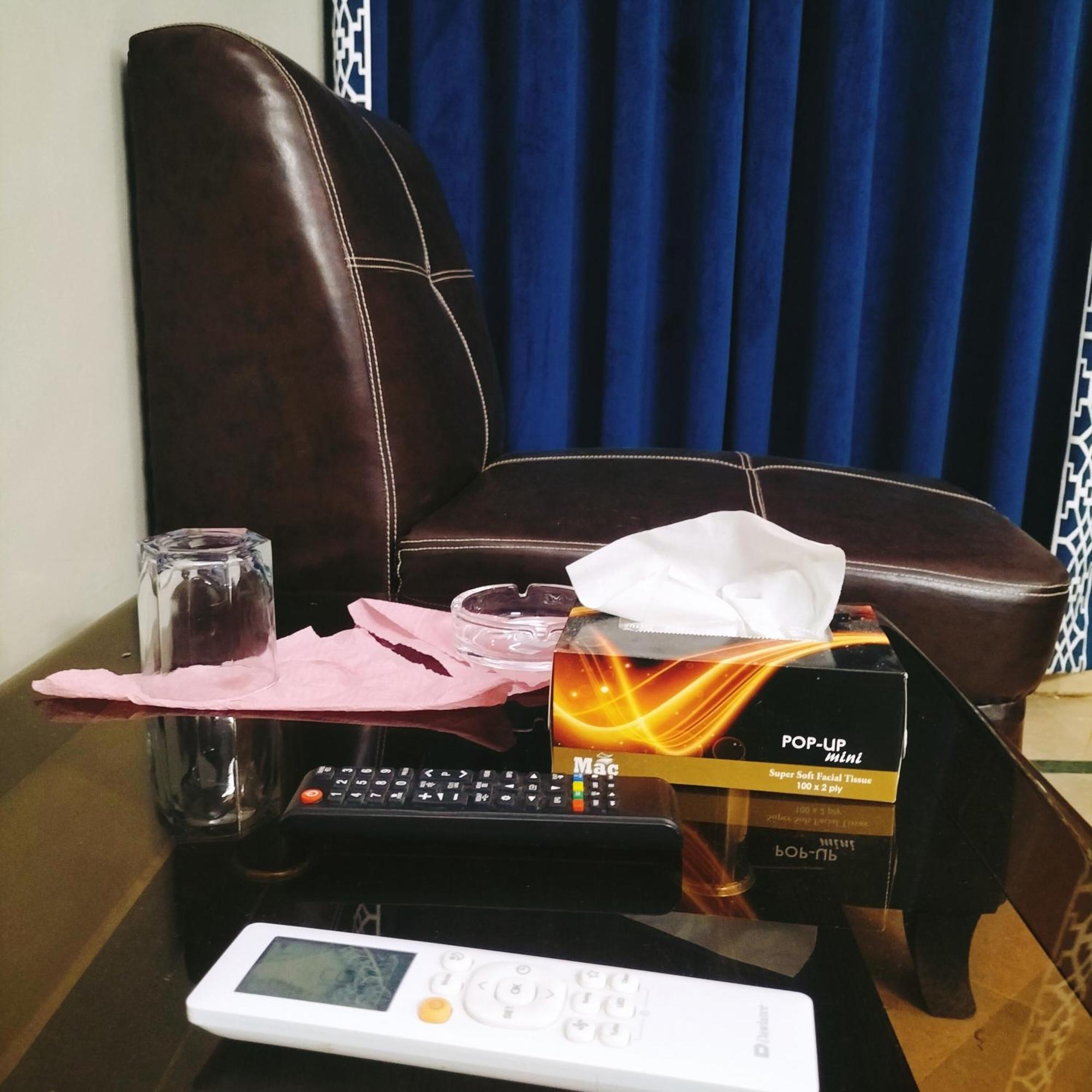 Subhan Palace Guest House การาจี ภายนอก รูปภาพ